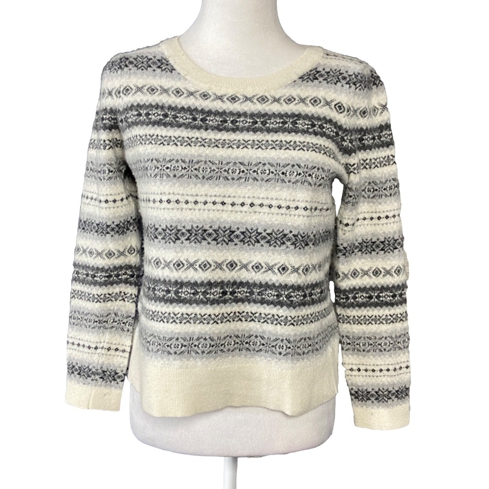 Talbots Womens M Petite White Wool Nylon Fair Isle Beaded Sweater Pullover